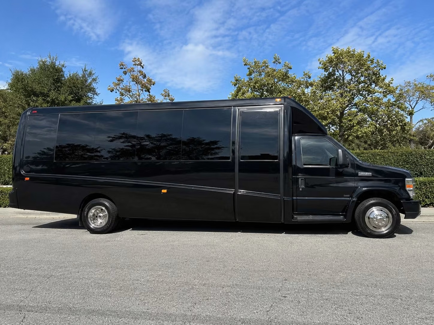 18 passenger minibus