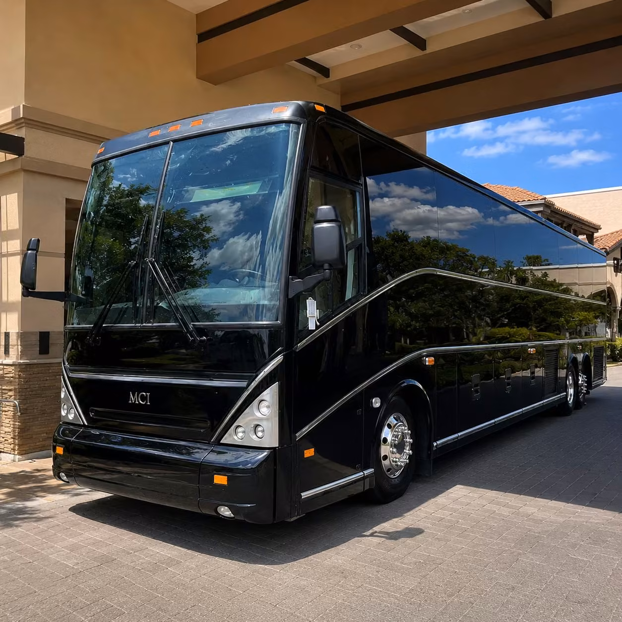 you can rent wedding shuttle buses to lawrence s most beautiful venues